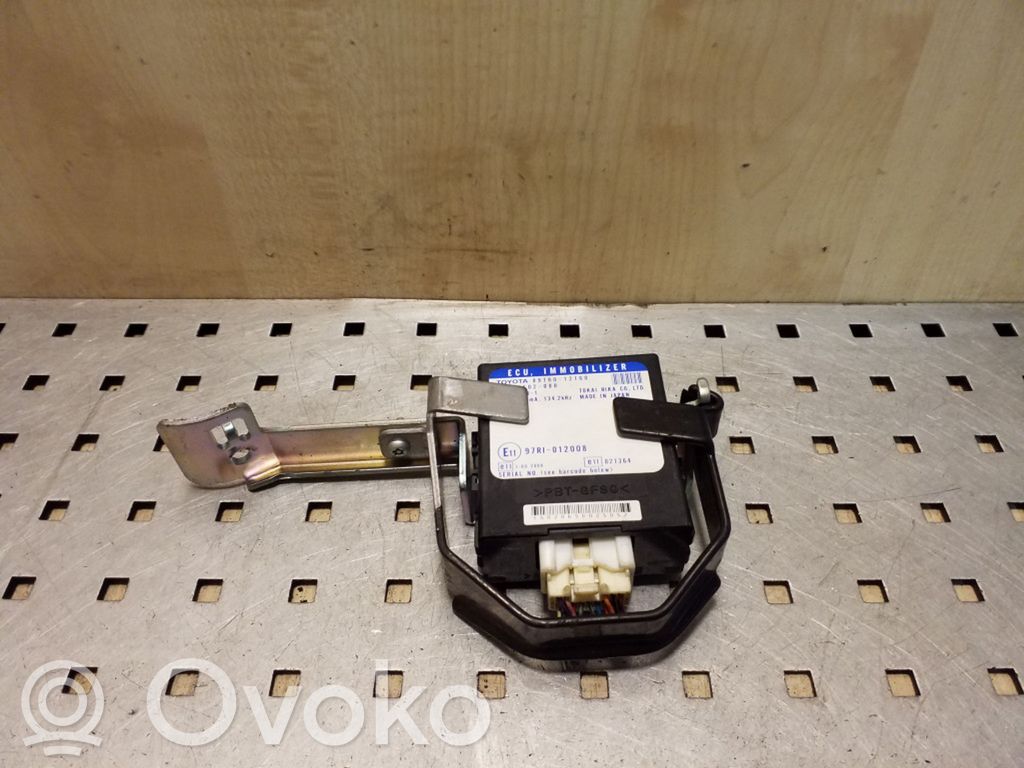 Toyota Corolla E120 E130 Immobilizer control unit/module 