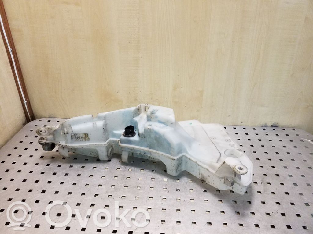 Audi A6 S6 C6 4F Zbiornik płynu do spryskiwaczy szyby przedniej / czołowej 