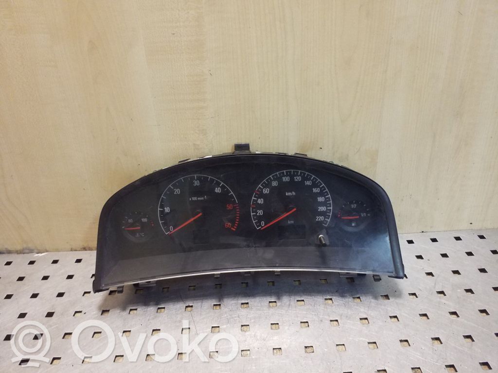 Opel Vectra C Licznik / Prędkościomierz 
