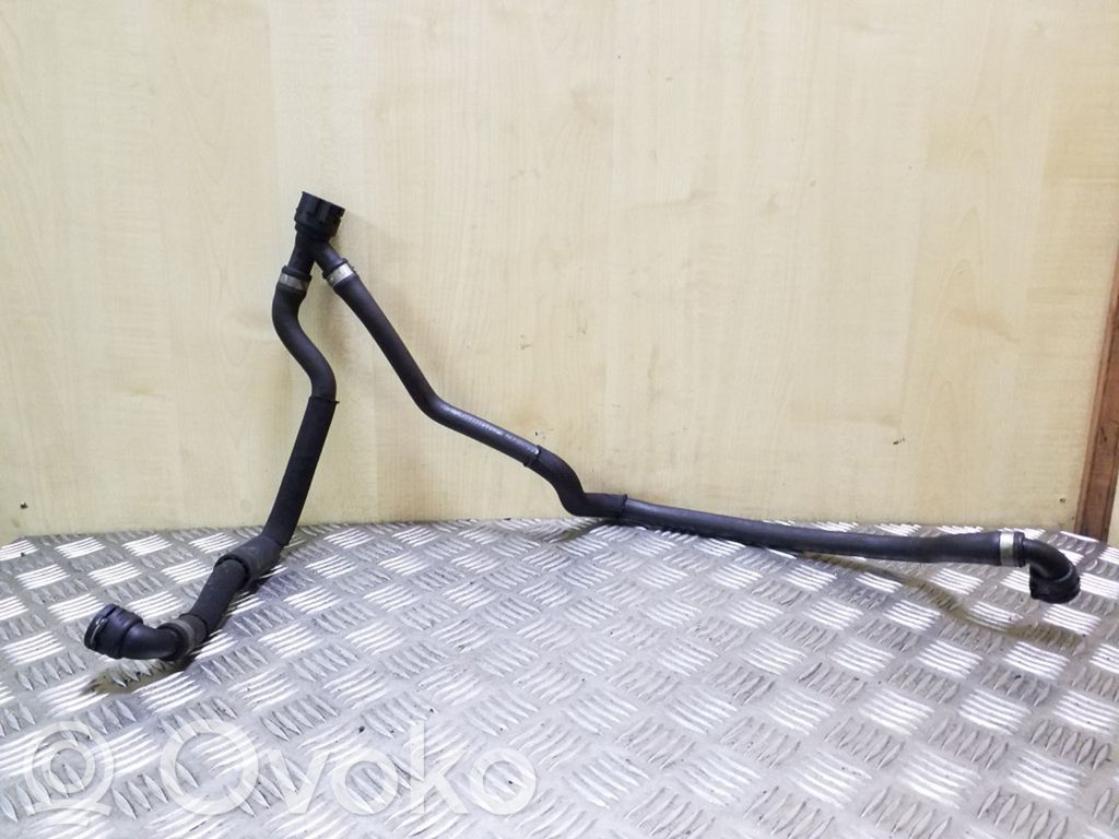 BMW X5 E70 Engine coolant pipe/hose 