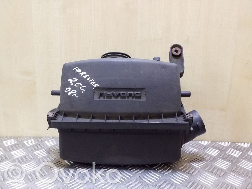 Air filter box