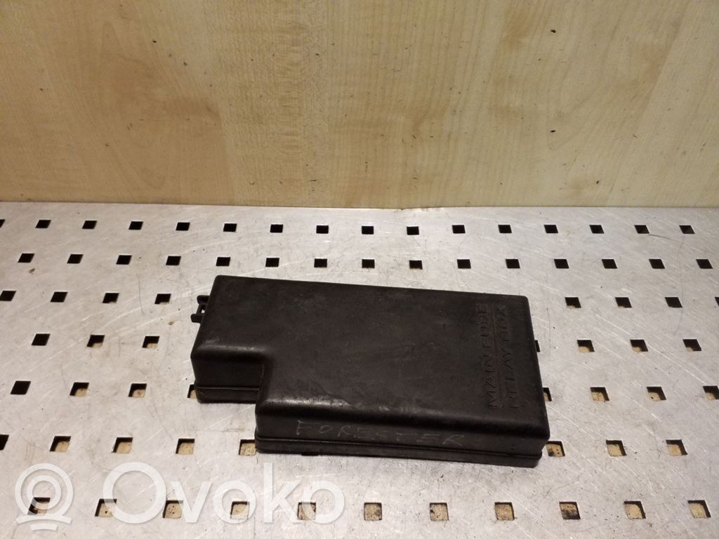 Subaru Forester SF Fuse box cover 
