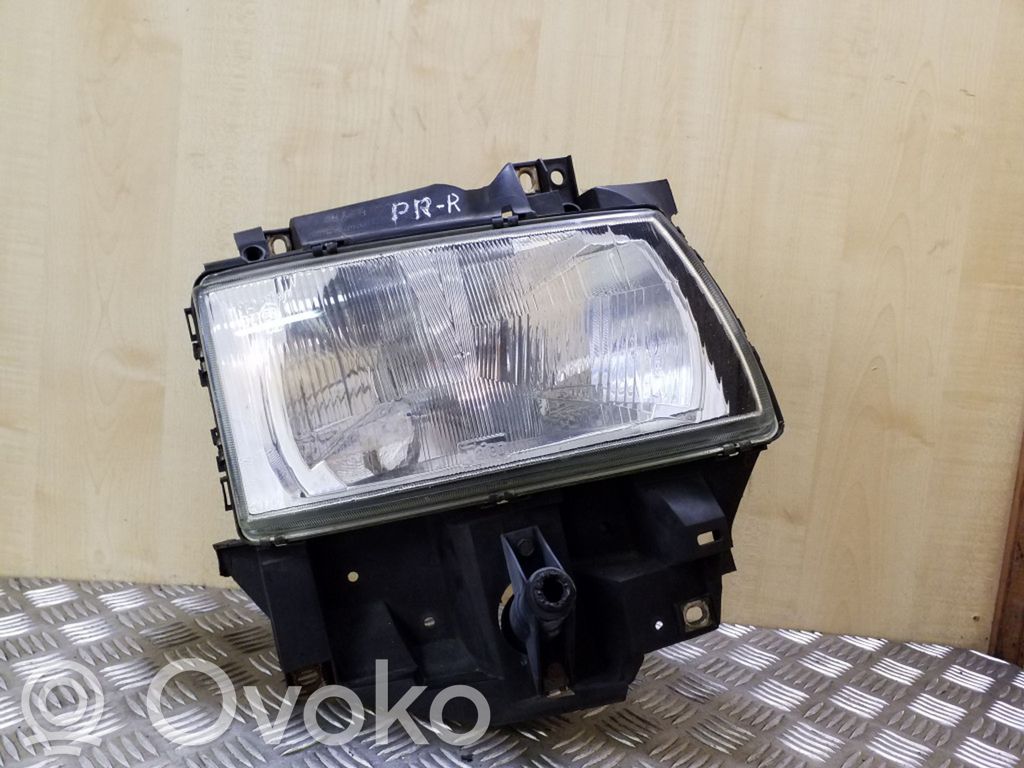 Volkswagen Multivan T4 Phare frontale 
