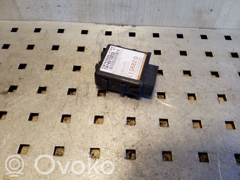 Mazda Premacy Immobilizer control unit/module 