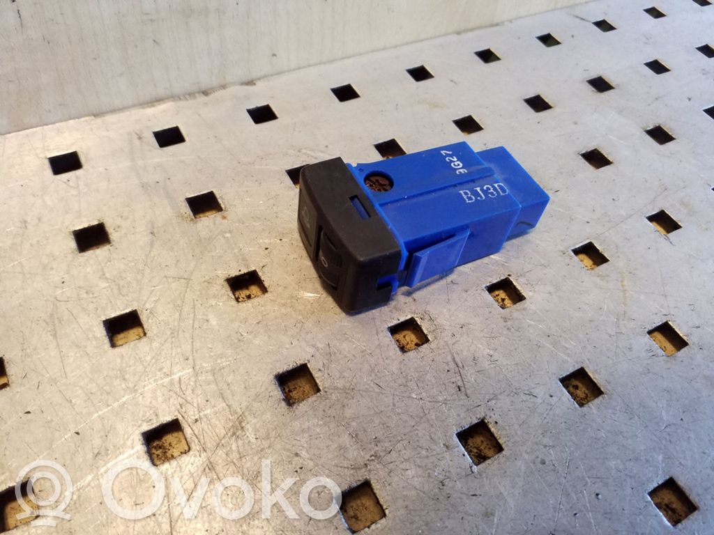Mazda Premacy Headlight level height control switch 