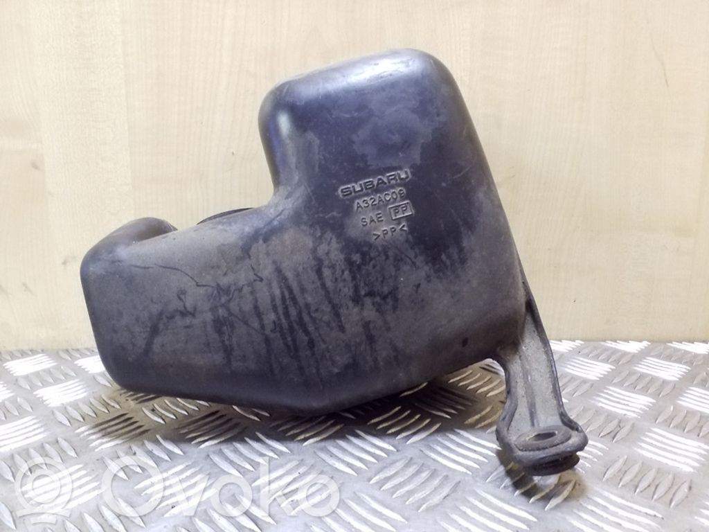 Subaru Legacy Oro paėmimo kanalo detalė (-ės) 