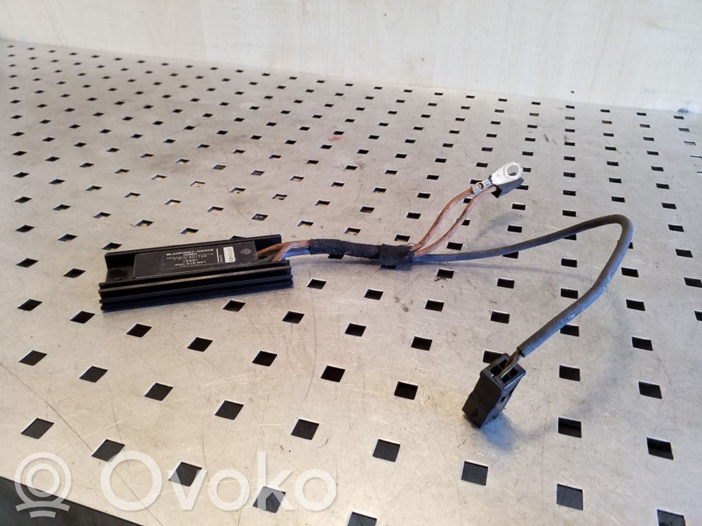 Audi A8 S8 D2 4D Antenos stiprintuvas 