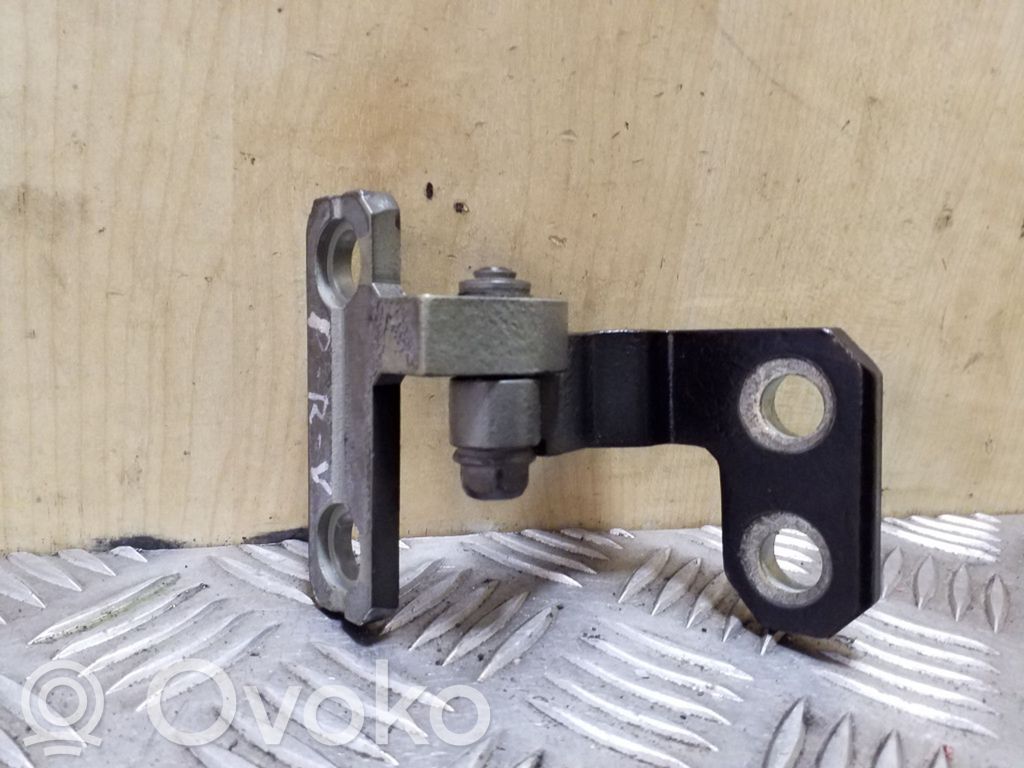 Volkswagen Phaeton Front door upper hinge 