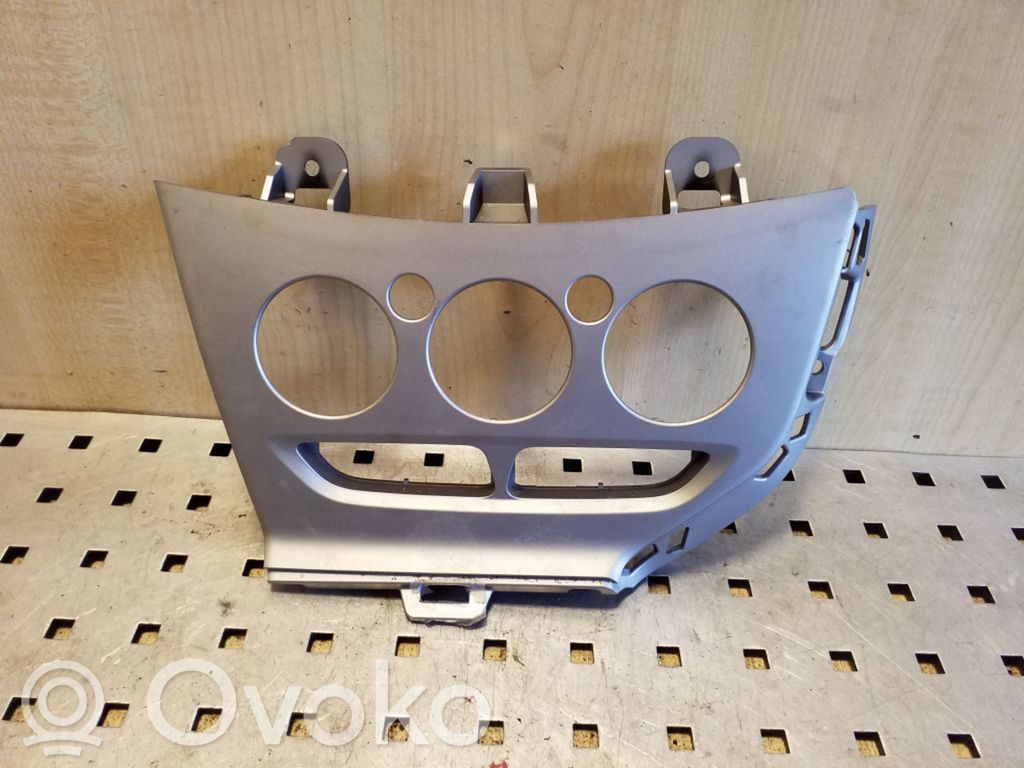 Ford Focus Climate control/heater control trim 