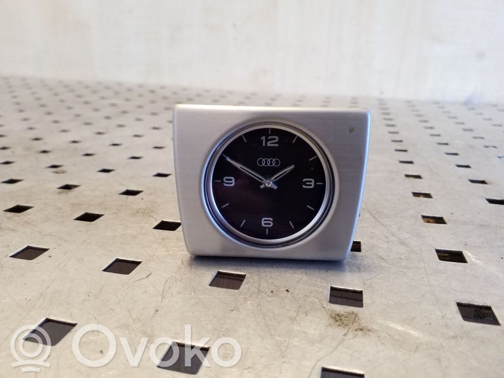 Audi A8 S8 D4 4H Reloj 