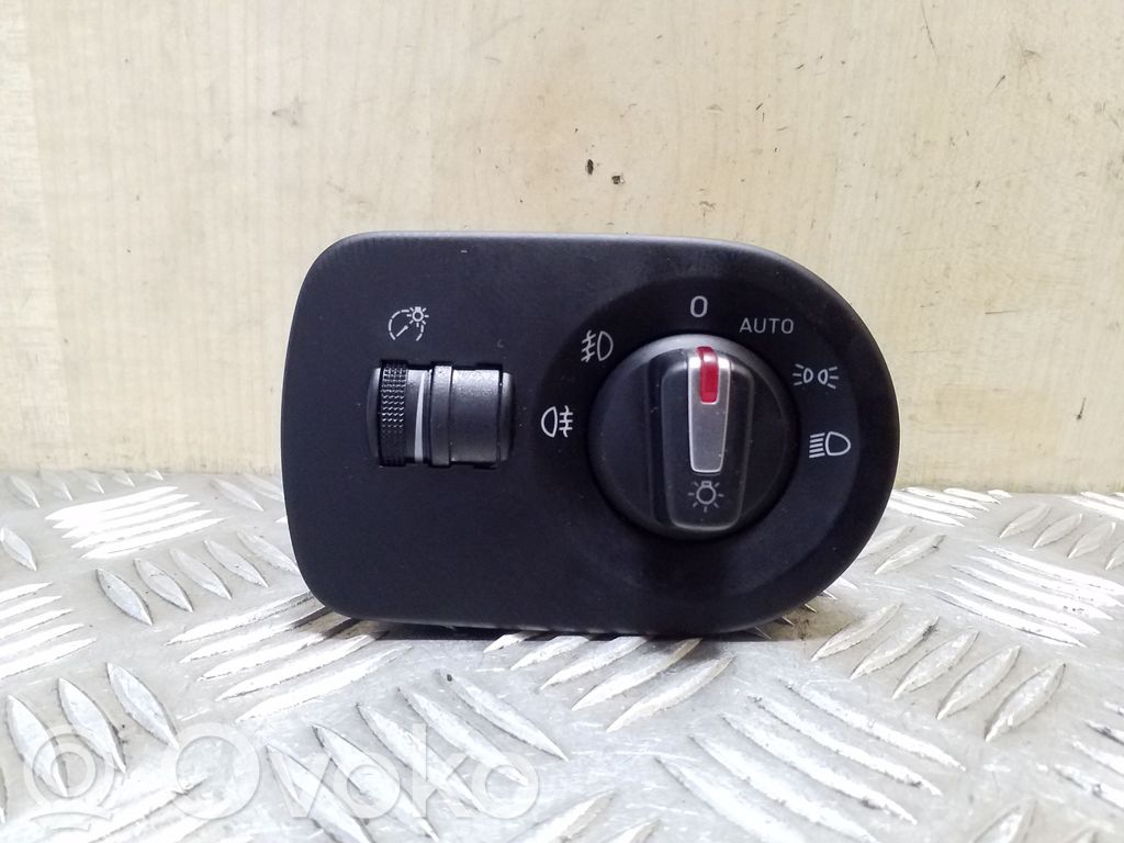 Seat Leon (1P) Light switch 