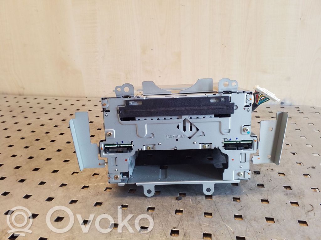 Mazda 6 Unitate principală radio/CD/DVD/GPS 