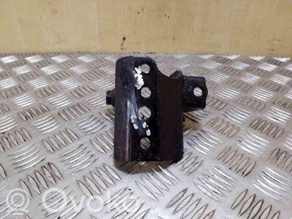 Toyota Auris E180 Halterung Lager Getriebe 