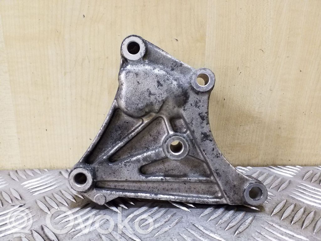 Renault Espace III A/C compressor mount bracket 