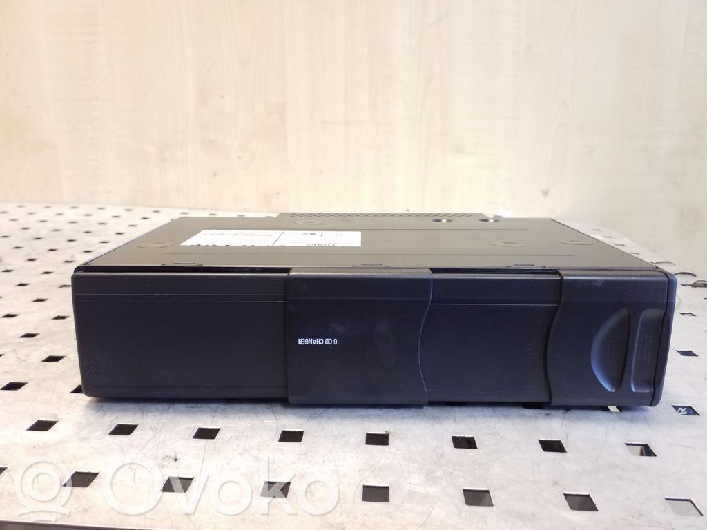 BMW 3 E90 E91 CD/DVD changer 