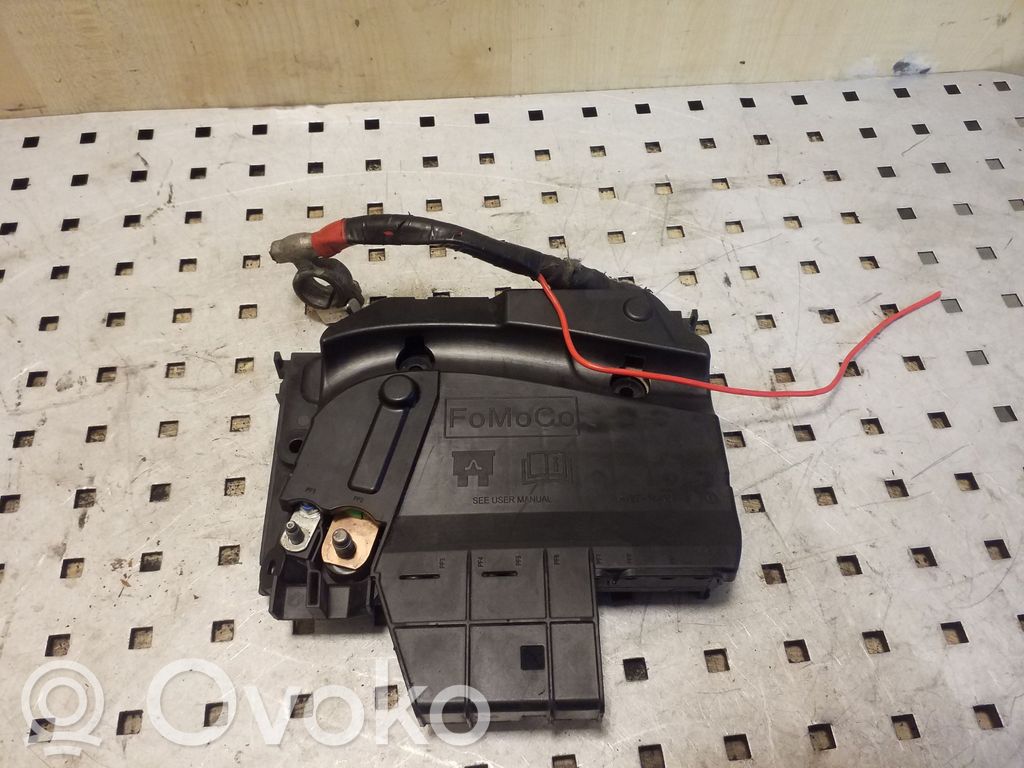 Ford Kuga II Fuse module 