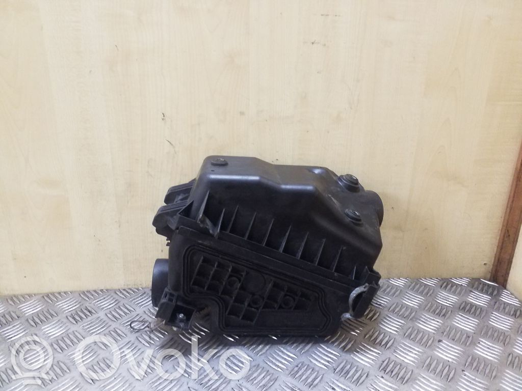 Toyota Corolla Verso E121 Ilmansuodattimen kotelo 
