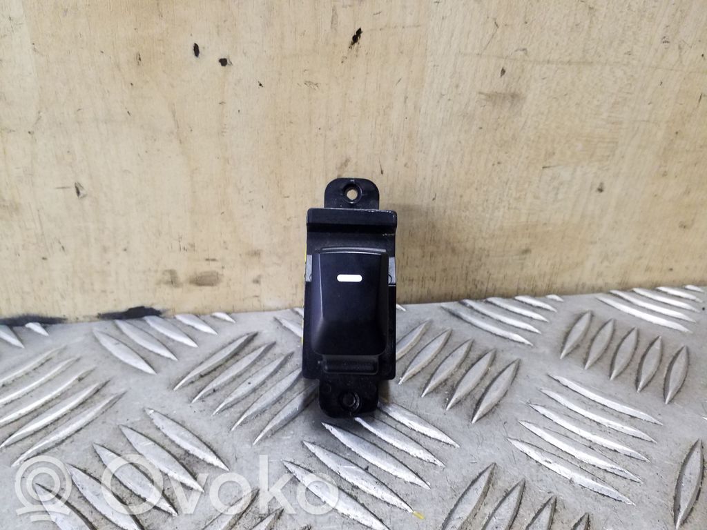 KIA Rio Electric window control switch 