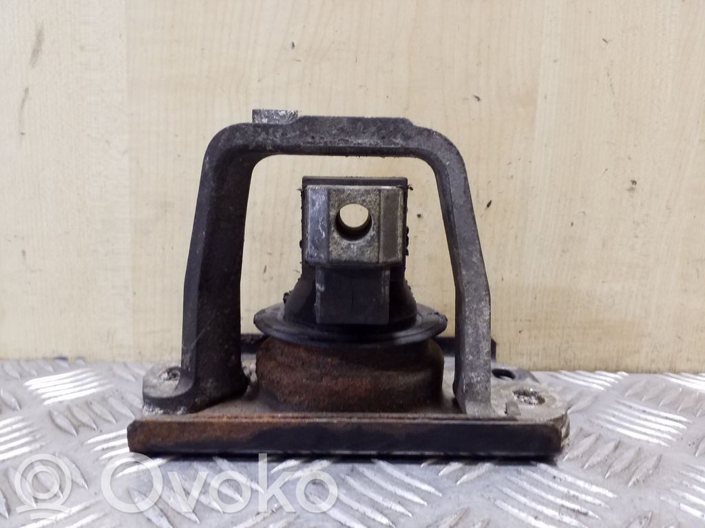 Nissan Primastar Engine mount bracket 