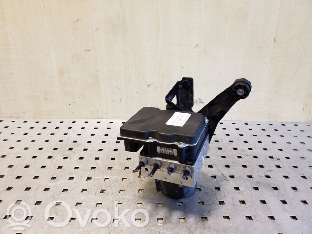 BMW X3 E83 ABS bloks 
