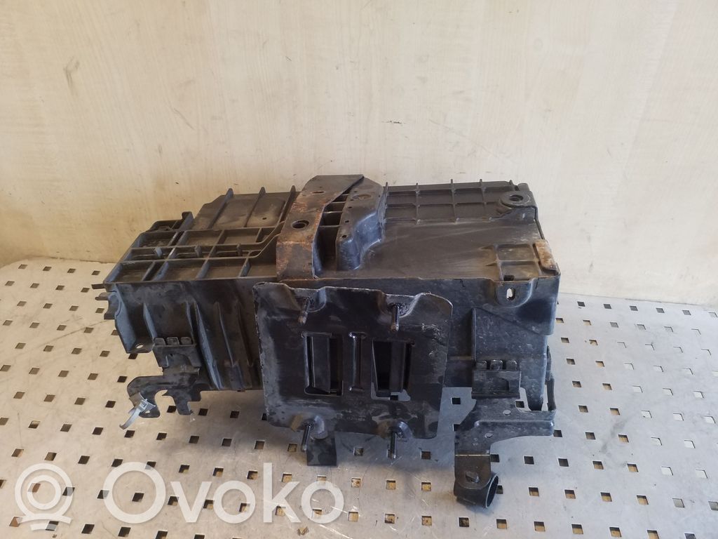 Opel Astra J Battery box tray 