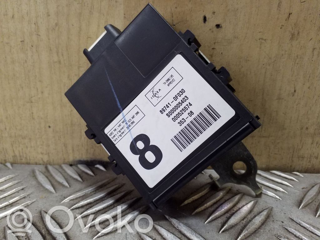 Toyota Verso Door control unit/module 