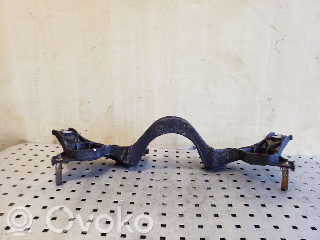 BMW X3 E83 Rear differential/diff mount bracket 