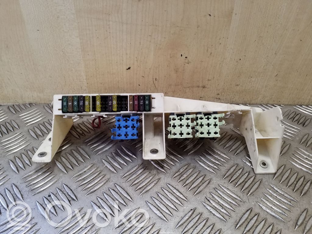BMW X5 E53 Fuse module 