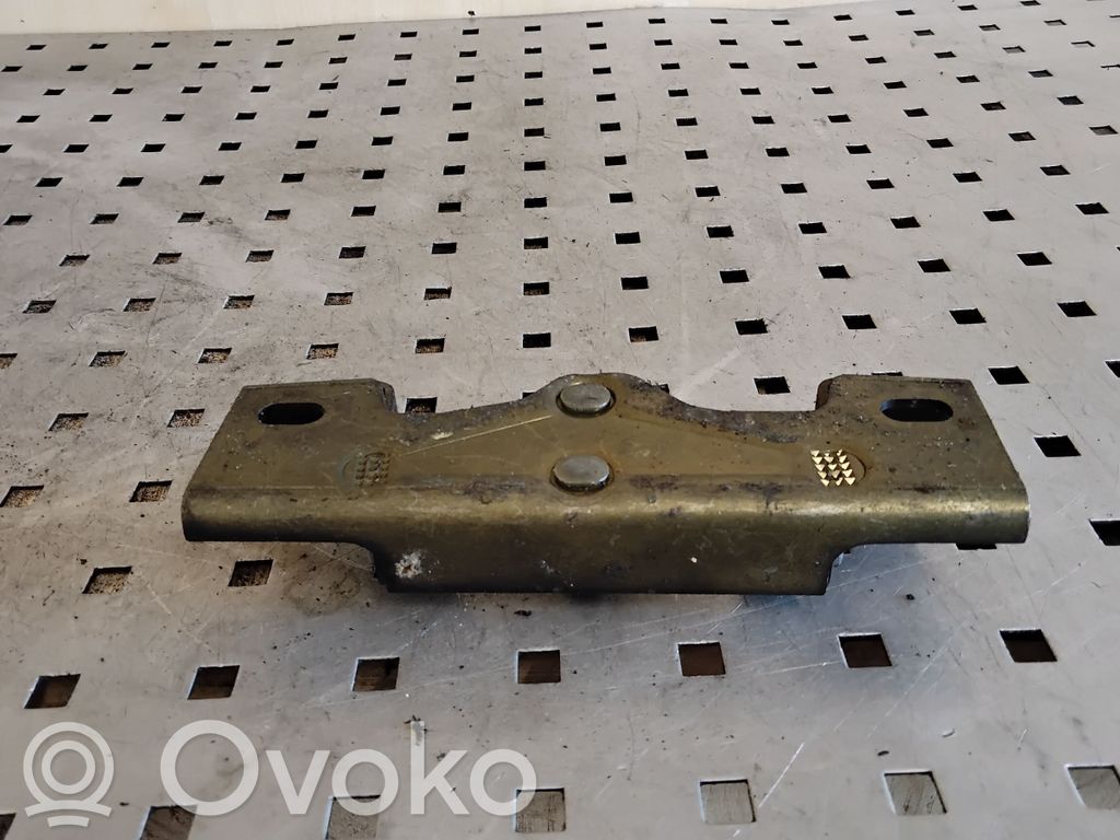 Volvo XC90 Tailgate lock loop/hook striker 