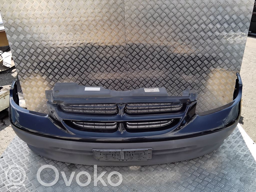 Chrysler Voyager Front bumper 