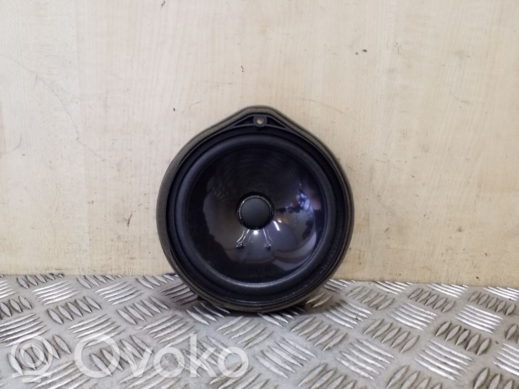 Altavoz de la puerta trasera