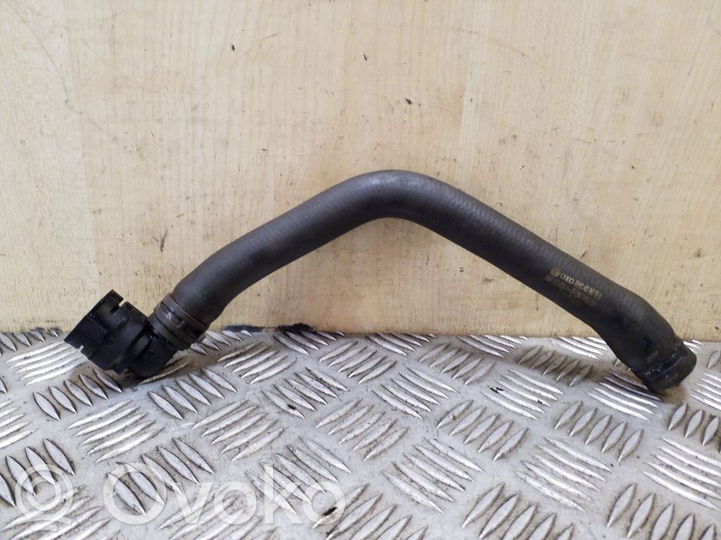 Volkswagen Tiguan Tuyau de liquide de refroidissement moteur