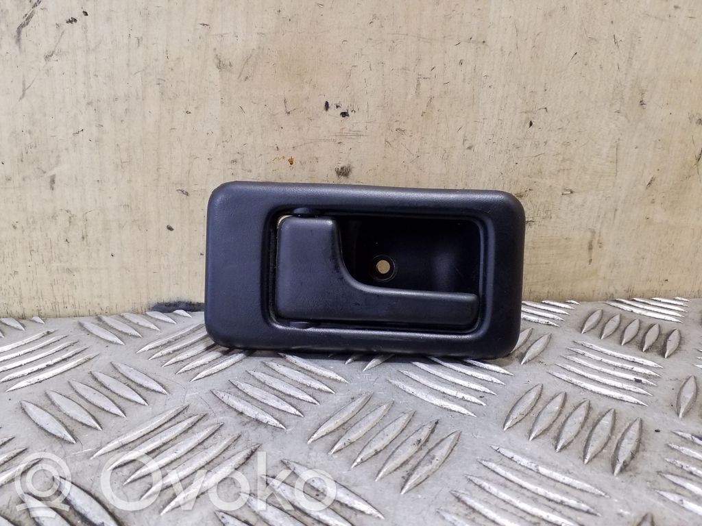 Manecilla interna puerta trasera
