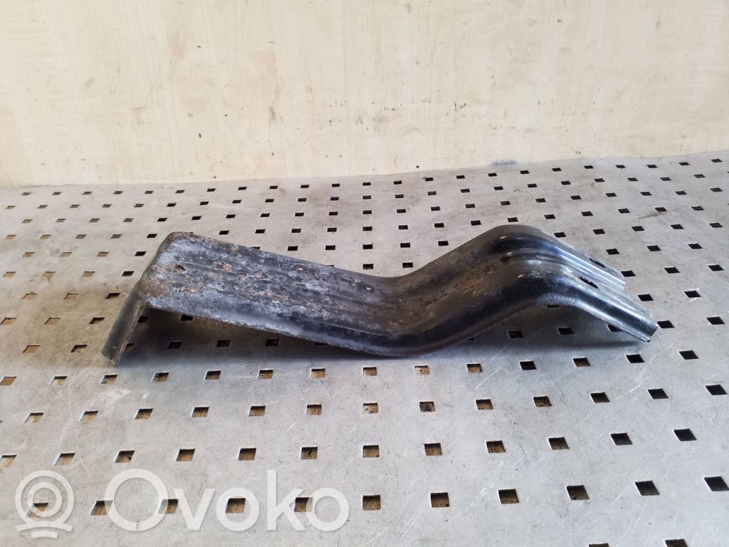 Toyota RAV 4 (XA30) Staffa del pannello di supporto del radiatore