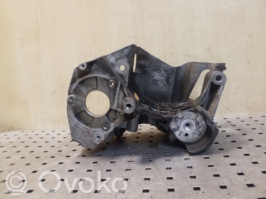 Chevrolet Captiva Fuel pump bracket 