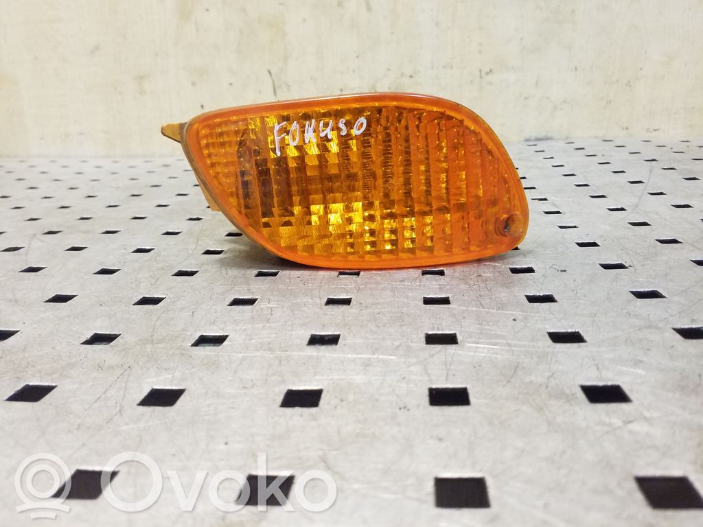 Ford Focus Front indicator light 