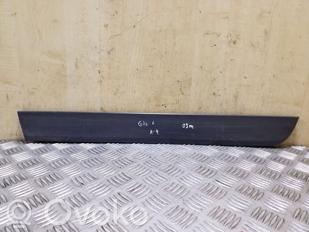 Audi A4 S4 B6 8E 8H Rivestimento portiera posteriore (modanatura)