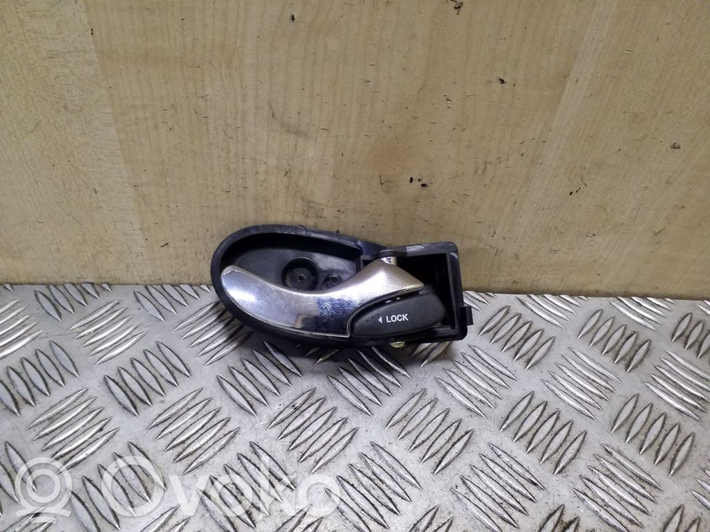 Ford Focus Manecilla interna puerta trasera 