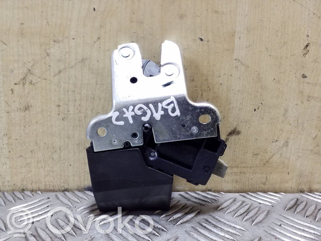 Tailgate/trunk/boot lock/catch/latch   4F5827505D