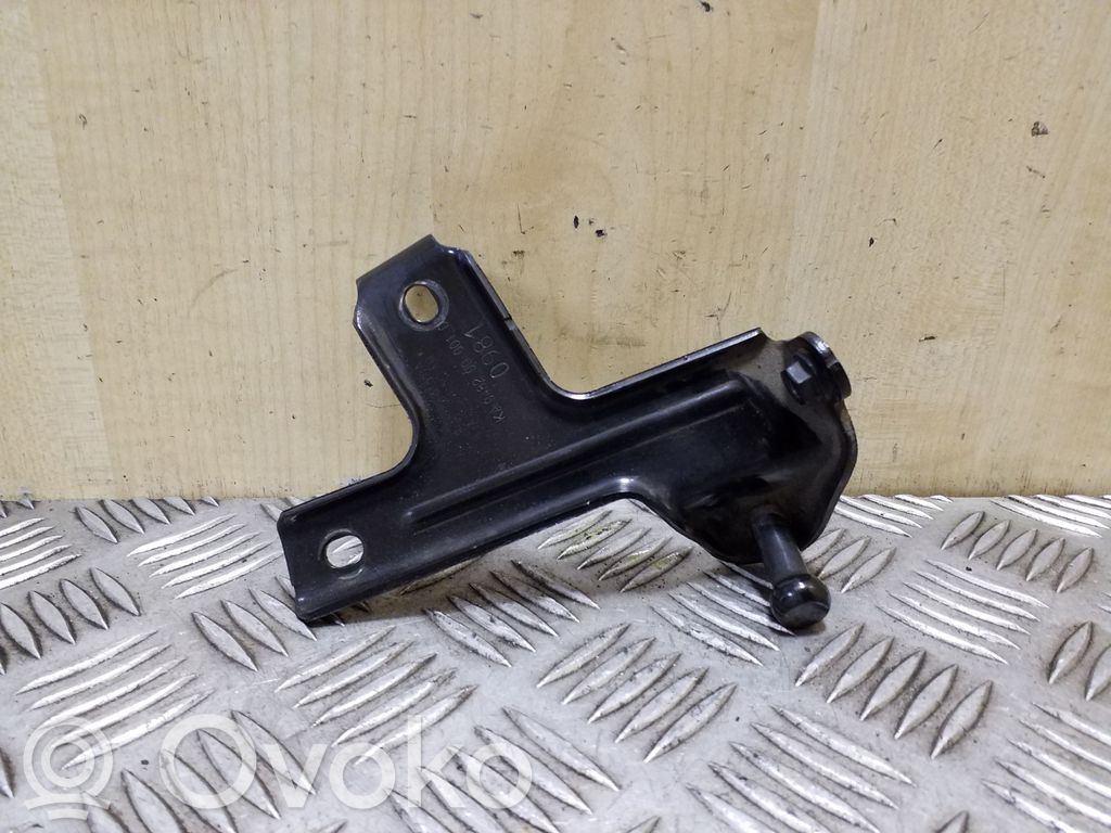 Ford Mondeo MK IV Other engine bay part 