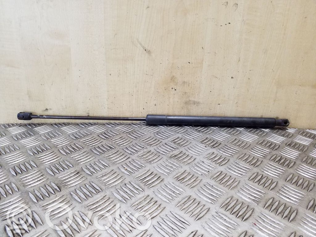 Ford Focus Tailgate/trunk strut/damper 