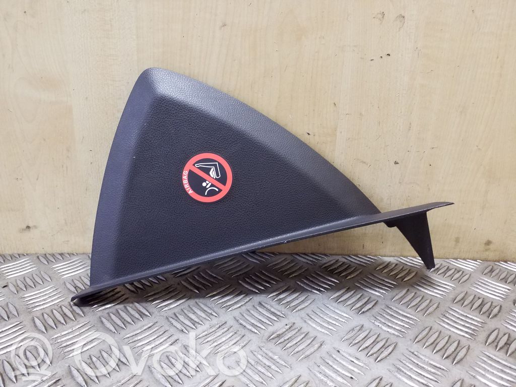 Ford Focus Moldura del extremo lateral de panel 
