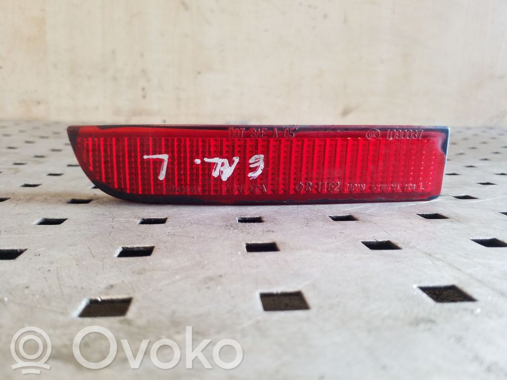 Toyota Avensis T270 Odblask lampy tylnej 