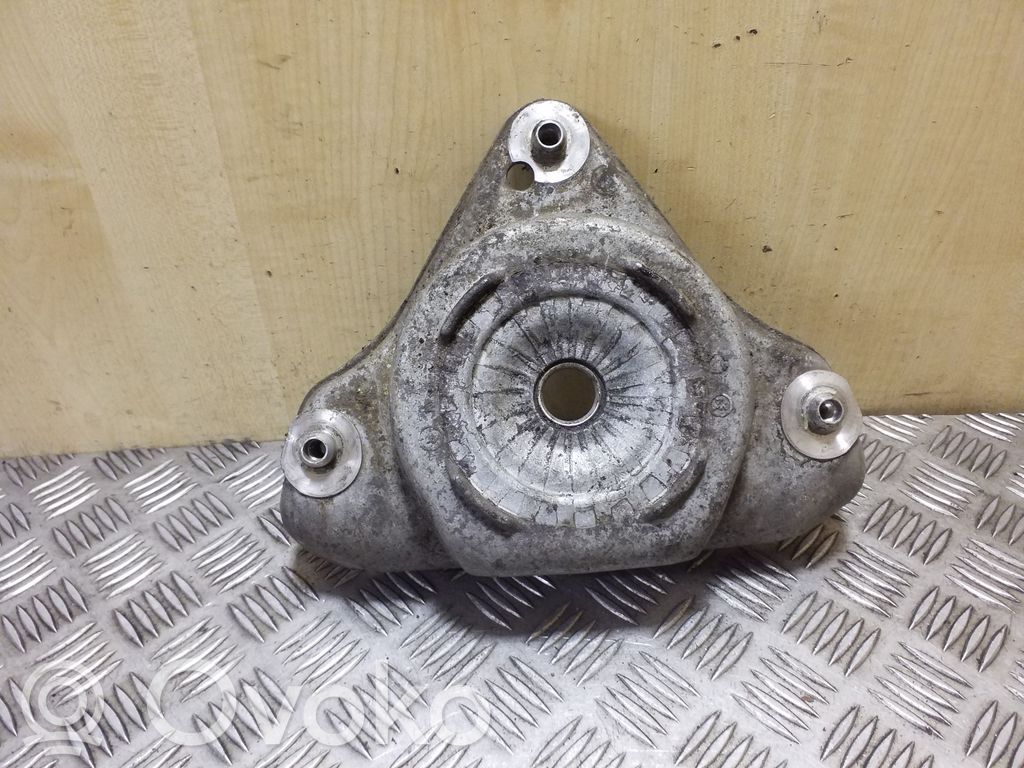 Audi A6 S6 C6 4F Supporto di montaggio della molla elicoidale