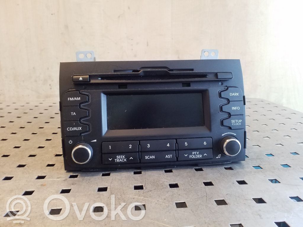 KIA Sportage Panel / Radioodtwarzacz CD/DVD/GPS 