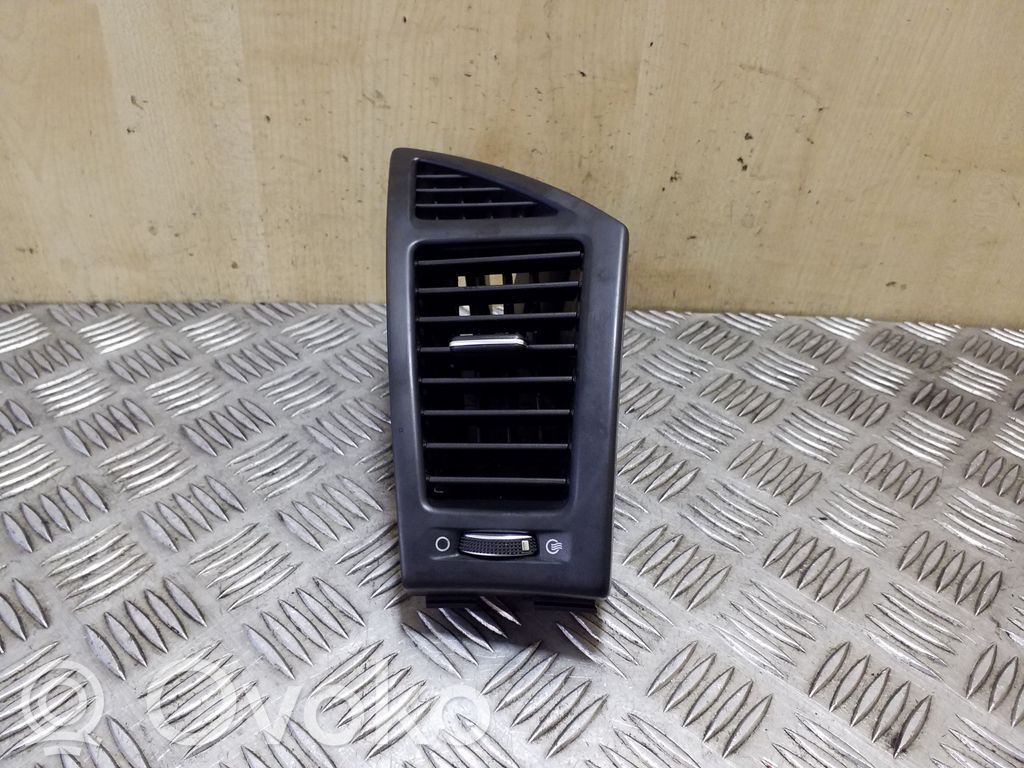 Hyundai i40 Grilă ventilație/ramă laterală bord
