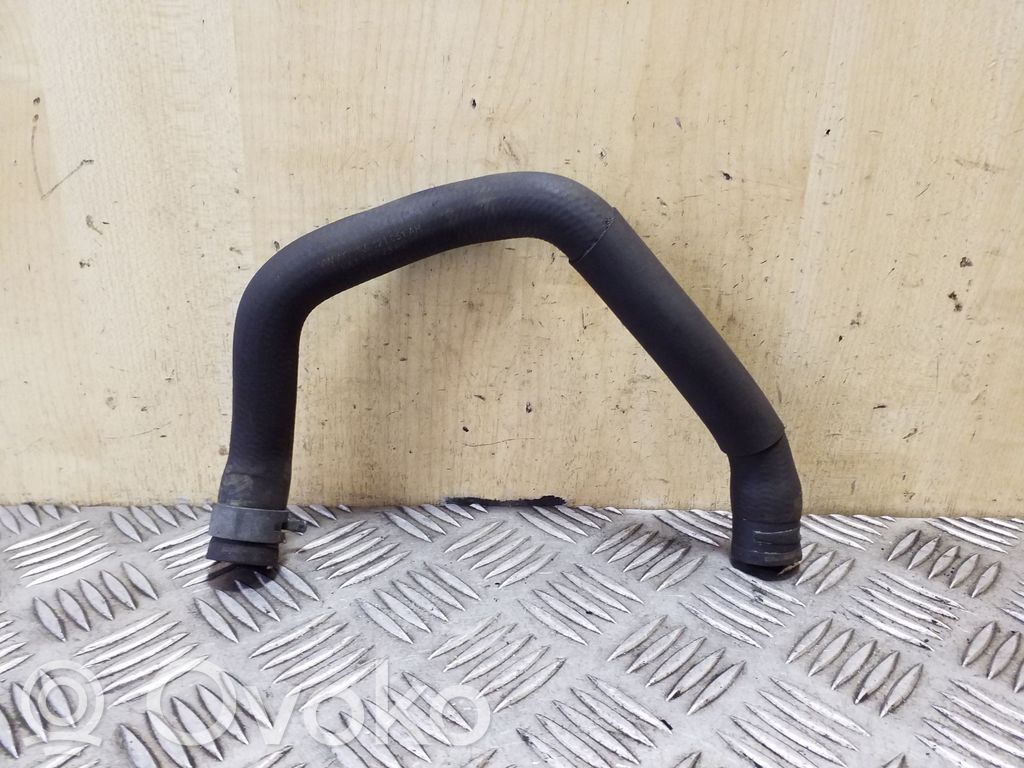 Volkswagen PASSAT B7 Conductă/furtun lichid de răcire motor 