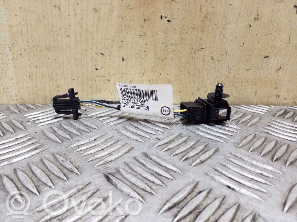 Cableado de puerta trasera   3AA971689