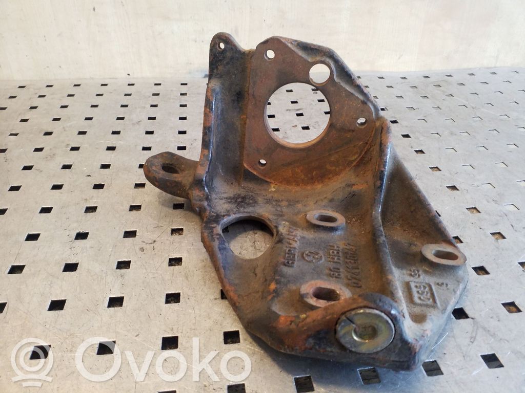 Volkswagen Transporter - Caravelle T4 Supporto della pompa del carburante