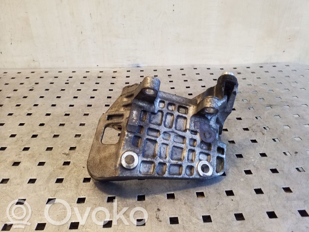 Suport generator/alternator   059903143AJ